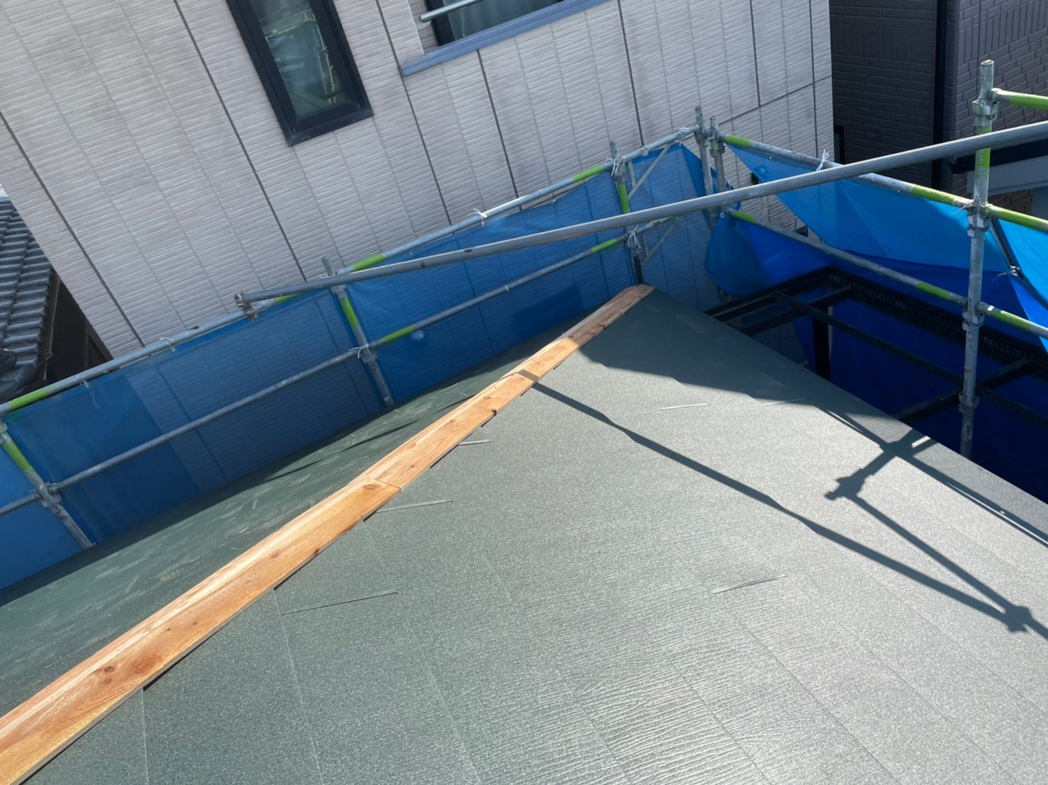 スーパーガルテクト葺き替え